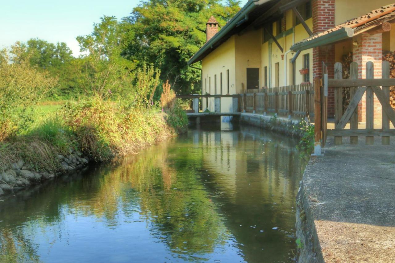 Agriturismo Helianthus Oleggio Exterior photo